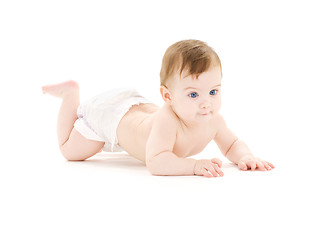 Image showing crawling baby boy