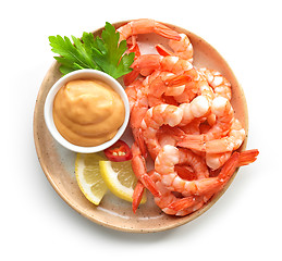 Image showing plate of boiled prawns and salsa sauce