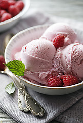 Image showing Ice cream raspberry