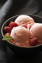 Image showing Ice cream raspberry