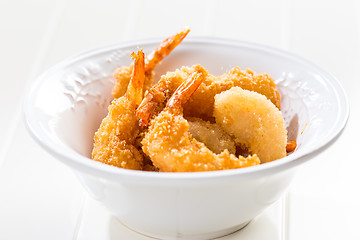 Image showing Fresh fried shrimps as apppetizer