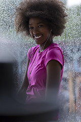 Image showing portrait of young afro american woman in gym