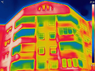 Image showing Detecting Heat Loss Outside building Using Infrared Thermal Came