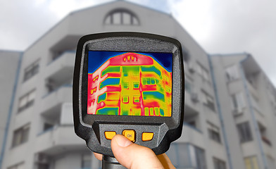 Image showing Detecting Heat Loss Outside building Using Infrared Thermal Came