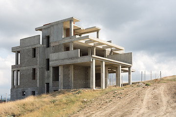 Image showing The unfinished frame of a private house