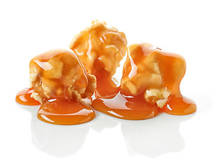 Image showing popcorn with caramel sauce