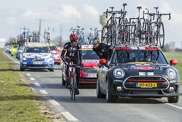 Image showing Teamwork - Paris-Nice 2016