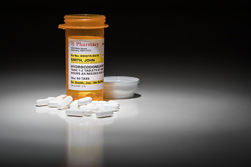 Image showing Hydrocodone Pills and Prescription Bottle with Non Proprietary L