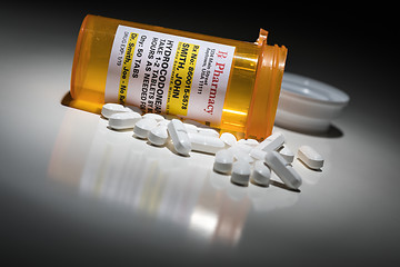 Image showing Hydrocodone Pills and Prescription Bottle with Non Proprietary L