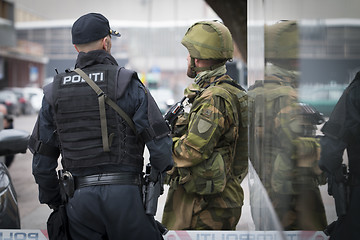 Image showing Norwegian Soldier and Norwegian Police