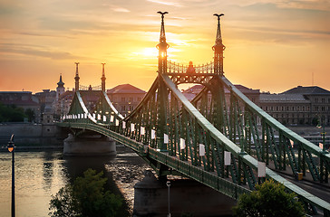 Image showing Sun over Liberty Bridge