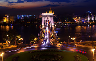 Image showing ?ircular road in font of Chain bridge