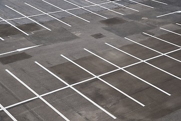 Image showing Empty parking places