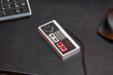 Image showing Nintengo NES controller