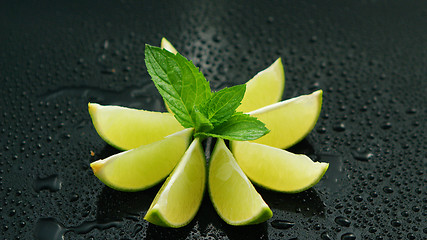 Image showing Composed slices of lime