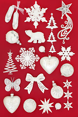 Image showing White Christmas Bauble Decorations 