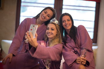 Image showing girls doing Selfy on  bachelorette party