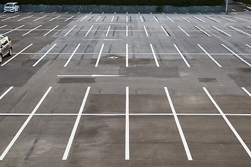 Image showing Empty parking places