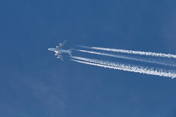 Image showing Airliner at cruising altitude