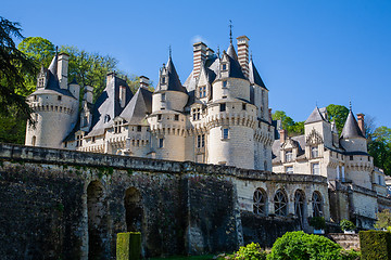 Image showing Usse castle from the garden