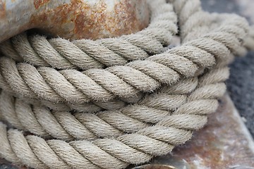 Image showing Mooring rope tied on a bitts