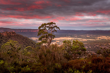 Image showing Clifftop sunset and valley views from Lithgow