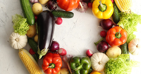 Image showing Circle of colorful vegetables mix