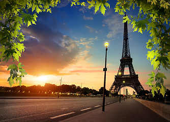 Image showing Beautiful sunrise in Paris