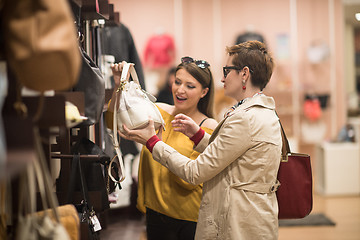 Image showing best friend shopping in big mall