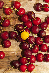 Image showing juicy and ripe cherries