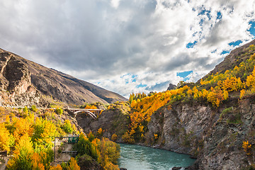 Image showing Arch bridge over Kawarau river near Queenstown, New Zealand