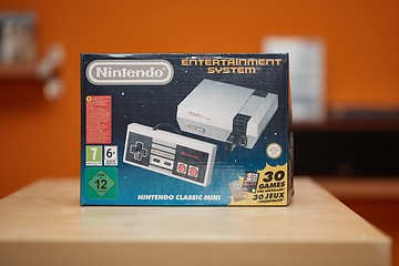 Image showing Nintengo NES classic edition