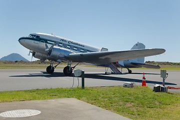 Image showing DC-3 at the airport