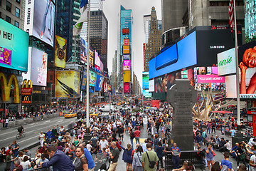 Image showing New York, USA – August 20, 2018: Crowded with many people walk