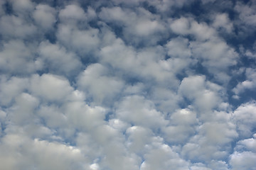 Image showing fluffy clouds over the sky
