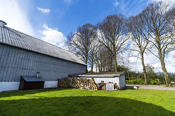 Image showing Barn at a farm with a small shed