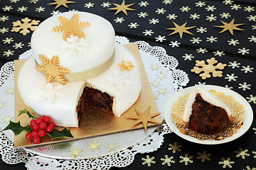 Image showing Iced Christmas Cake  