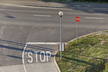 Image showing Stop sign at an intersection