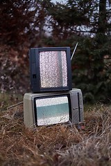 Image showing TV no signal in grass