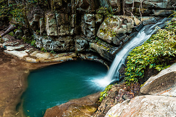 Image showing Little waterfall and rock pool 