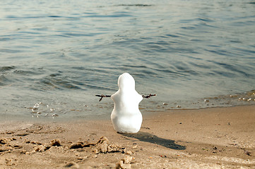 Image showing Snowman on the beach