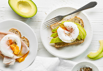 Image showing plate of poached egg sandwich