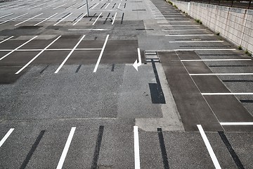 Image showing Empty parking places