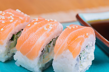 Image showing California maki sushi with salmon