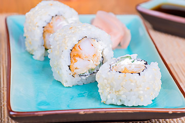 Image showing California maki sushi with tempura shrimp