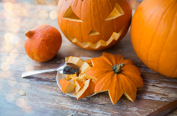 Image showing jack-o-lantern or carved halloween pumpkin