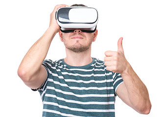 Image showing Man with VR glasses