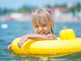 Image showing Little girl in sea 