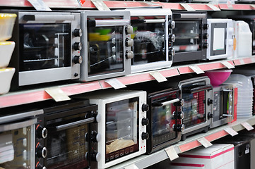 Image showing Brand new gas stove panels at appliance store