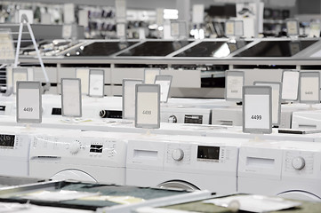 Image showing washing mashines in appliance store showroom